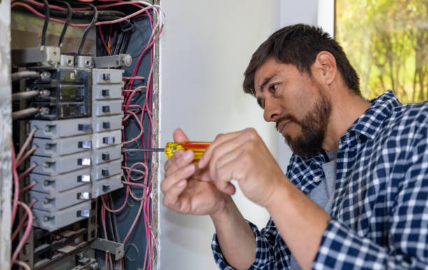 Professional Electrician in MA